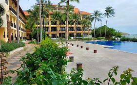 Hon Rom Central Beach Resort Муи Не Exterior photo