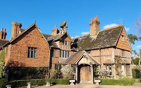 Langshott Manor - Luxury Hotel Gatwick Хорли Exterior photo