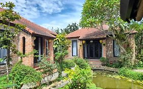 Tam Tinh Vien Homestay Хуе Exterior photo