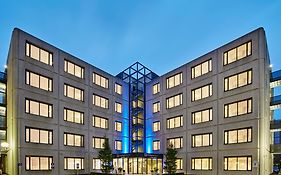 Holiday Inn Express Amsterdam - Schiphol, An Ihg Hotel Хоофдорп Exterior photo