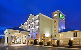 Holiday Inn Express & Suites Asheville Sw - Outlet Ctr Area, An Ihg Hotel Exterior photo