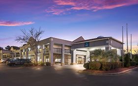 Clarion Pointe Forsyth I-75 Hotel Exterior photo