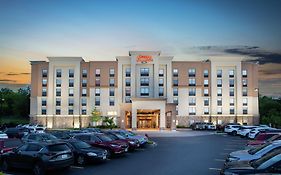 Hampton Inn & Suites By Hilton Бари Exterior photo