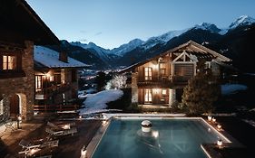 Relais Mont Blanc Hotel & Spa Ла Сале Exterior photo