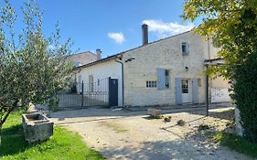 Domaine De La Laigne - Spa Apartment Asnières-la-Giraud Exterior photo