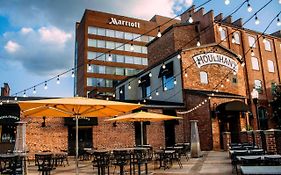 Columbus Marriott Hotel Exterior photo