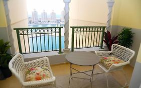 Beachfront Luxury Apartment-Pearl Island شقه مطله على الشاطئ بجزيرة اللؤلؤه Доха Exterior photo