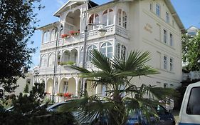 Villa Maria Im Historischen Baederstil Сасниц Exterior photo