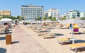 Hotel Centrale Miramare Римини Exterior photo