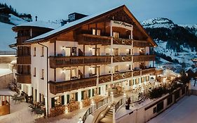 Hotel Alpenrose Арабба Exterior photo