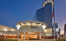 Radisson Plaza Hotel At Kalamazoo Center Exterior photo