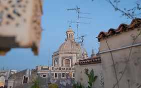 Ostello Degli Elefanti Hostel Катания Exterior photo