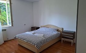 Apartman Aya Rejana Apartment Сараево Exterior photo