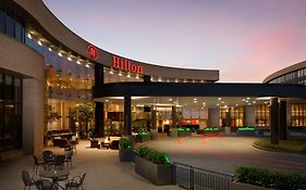 Hilton Washington Dulles Airport Hotel Хърндън Exterior photo