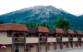 Maligne Lodge Джаспър Exterior photo