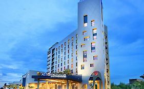 Aston Palembang Hotel & Conference Centre Exterior photo