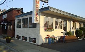 Town & Beach Motel Фалмът Exterior photo