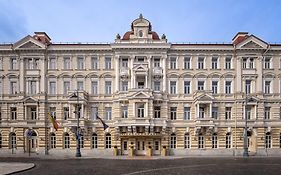 Grand Hotel Vilnius, Curio Collection By Hilton Exterior photo