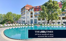 Ensana Thermia Palace Hotel Пиещани Exterior photo