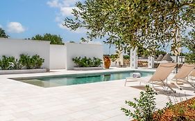 Trulli Di Mezza Villa Чистернино Exterior photo