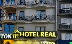 Hotel Real Пристина Exterior photo