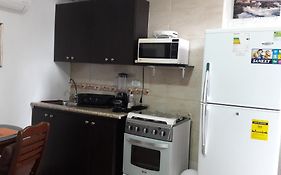 Anexo Independiente Y Privado Totalmente Amueblado Muy Lindo Y Acogedor Apartment Панама Сити Exterior photo