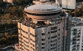 Sky Hotel Тирана Exterior photo