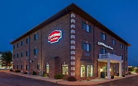 Country Hearth Inn & Suites Едуърдсвил Exterior photo