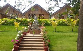 Mrugavani Resort & Spa Хидерабад Exterior photo