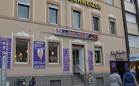 Hotel Drei Schweizer Нойвиед Exterior photo