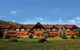 Glacier House Hotel & Resort Ревелстоук Exterior photo