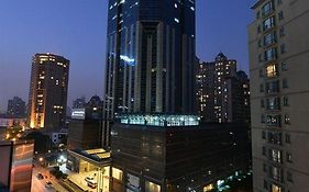 Luxemon Hotel Pudong Шанхай Exterior photo