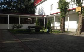 Fiveseasons Hostel Алма Ата Exterior photo