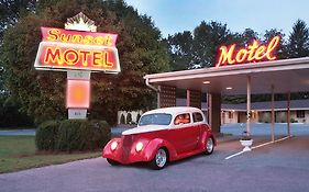 The Sunset Motel Бревърд Exterior photo
