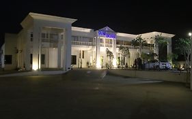 Grand Enclave Hotel Лахор Exterior photo