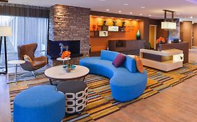 Fairfield Inn & Suites By Marriott Коралвил Exterior photo