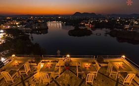 Zostel Udaipur Hostel Exterior photo