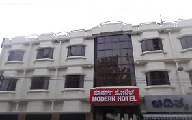 Modern Hotel Бангалор Exterior photo