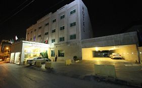Al Thuraya Hotel Аман Exterior photo