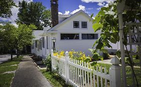 Homestead Inn New Milford Exterior photo