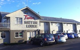 Tudor Motor Lodge Хамилтън Exterior photo