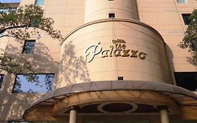 The Palazzo Hotel Банкок Exterior photo