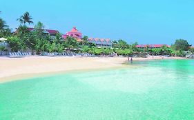Coco Reef Resort & Spa Краун Пойнт Exterior photo