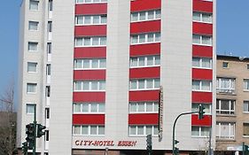 City Hotel Есен Exterior photo