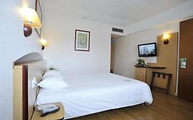 Travelodge Barcelona Del Valles Барбера дел Валес Room photo