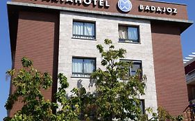 Aparthotel Mm Бадахос Exterior photo