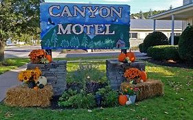 Canyon Motel Уелсбъро Exterior photo