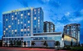 The Westin Wall Centre, Vancouver Airport Ричмънд Exterior photo