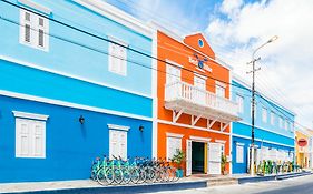 Bed & Bike Curacao Hostel Вилемстад Exterior photo