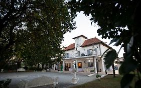 Villa Strampelli Помеция Exterior photo